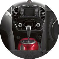 2017 Nissan Juke interior center console and gear shift