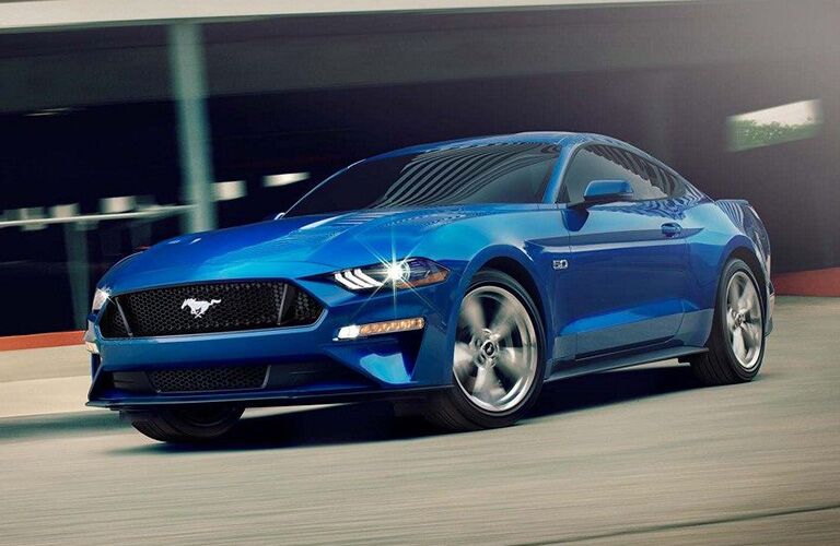 2018 Ford Mustang tuning on a track