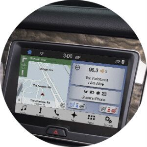 tech features in the 2017 ford expedition