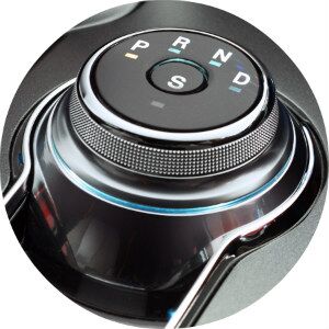what kind of transmission does the 2017 ford fusion titanium have?