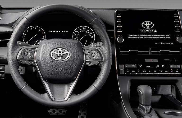 2019 Toyota Avalon steering wheel and touchscreen display