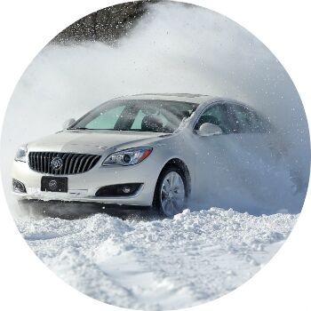 does the buick regal have an awd model?