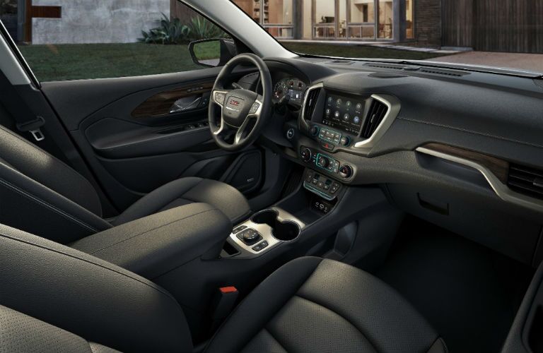 2018 GMC Terrain Denali interior overview