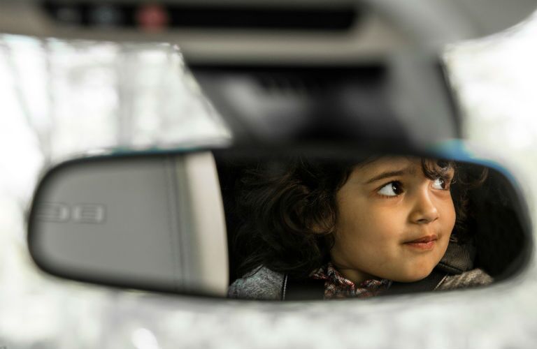 2018 GMC Terrain rearview mirror with child