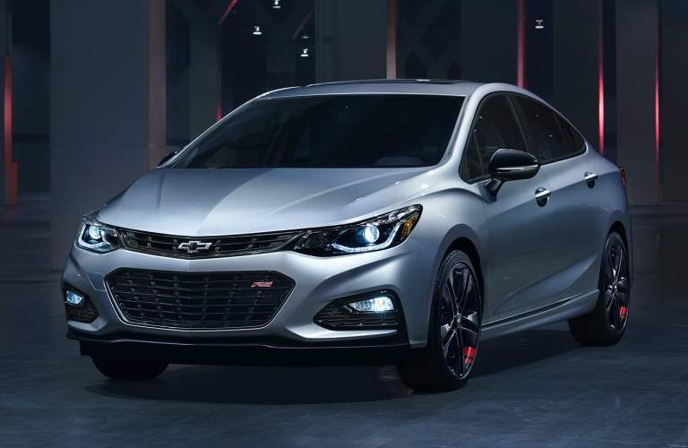 2018 Chevy Cruze silver side and front view