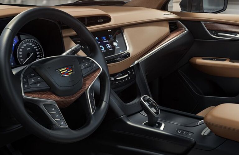 2019 Cadillac XT5 steering wheel and interior