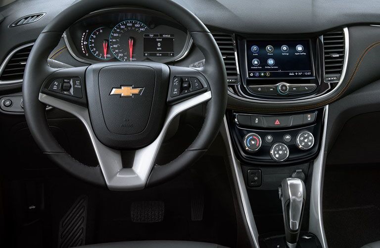 2019 Chevy Trax infotainment system steering wheel and dash