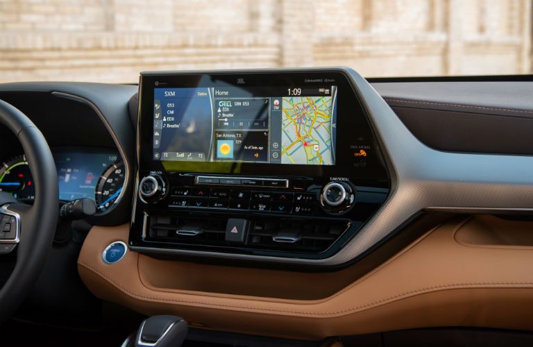 A photo of the touchscreen equipped in the 2020 Toyota Highlander Hybrid.