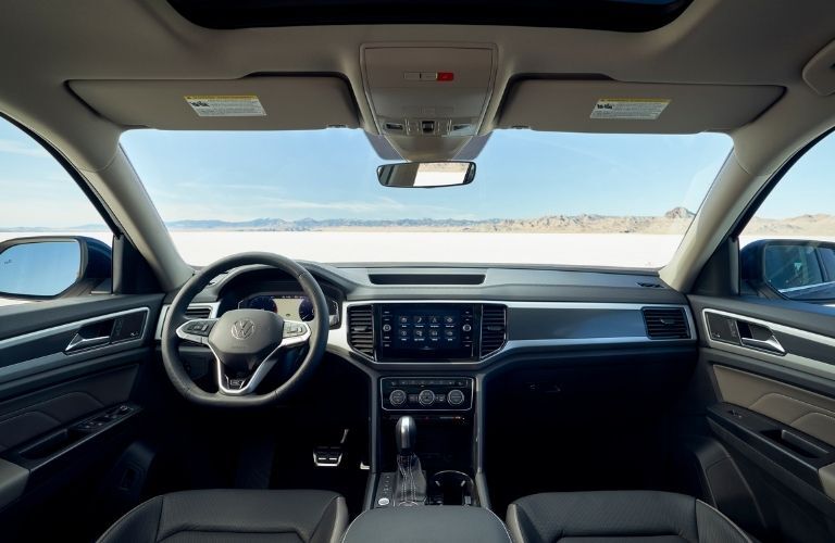2022 Volkswagen Taos dashboard and center console