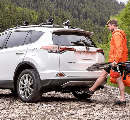 Toyota RAV4 Hands-free foot-activated liftgate