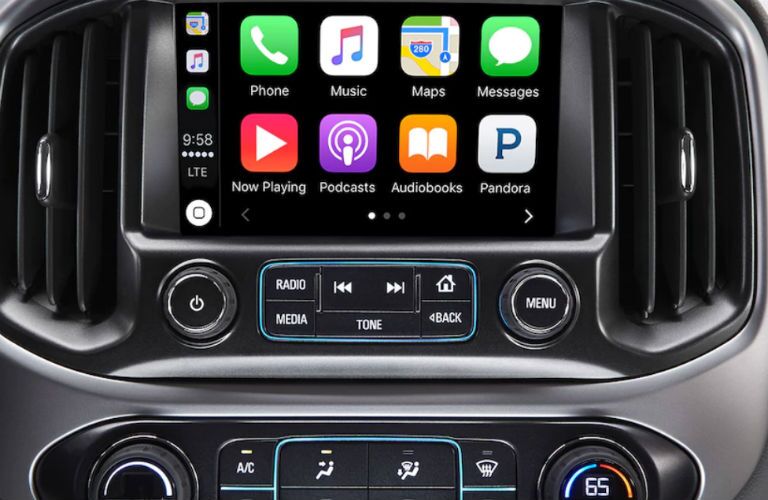 Touchscreen on the 2018 Chevrolet Colorado