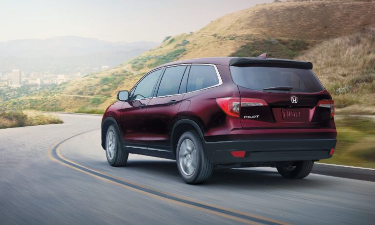 2020 Honda Pilot driving