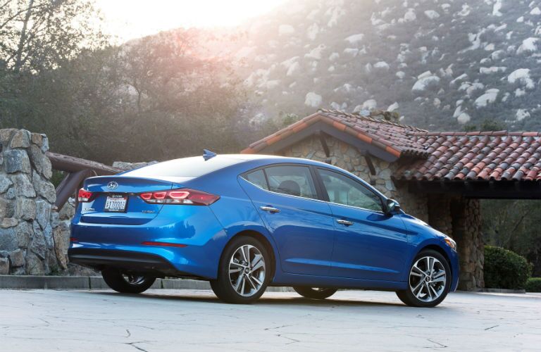 2018 Hyundai Elantra exterior blue
