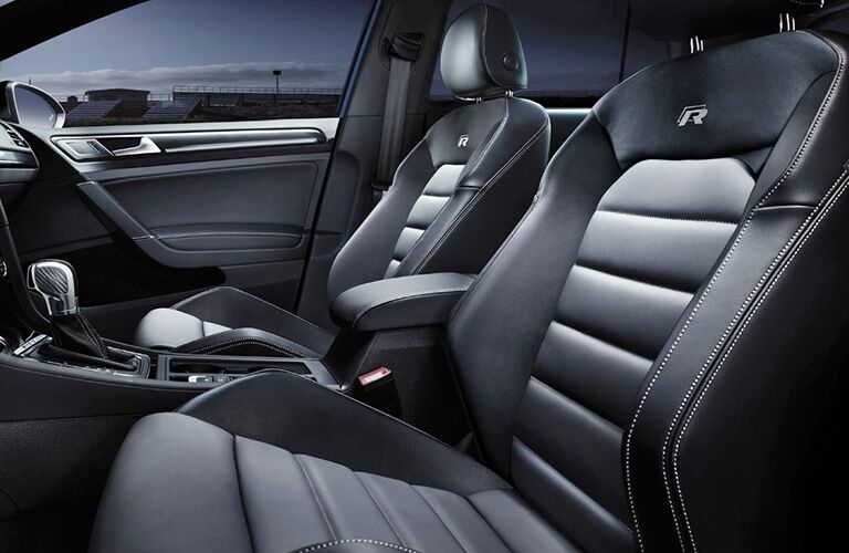 Black front seats inside the 2018 Volkswagen Golf R