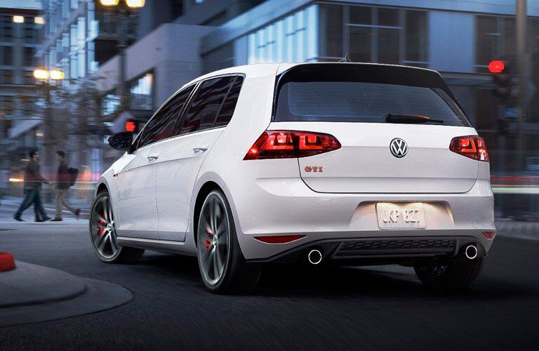2017 Volkswagen Golf GTI dual exhaust