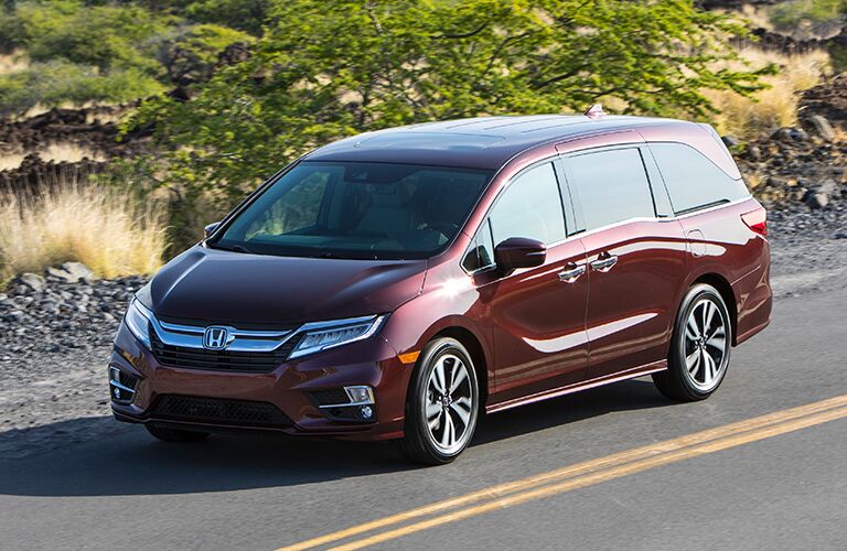 2019 Honda Odyssey red side view