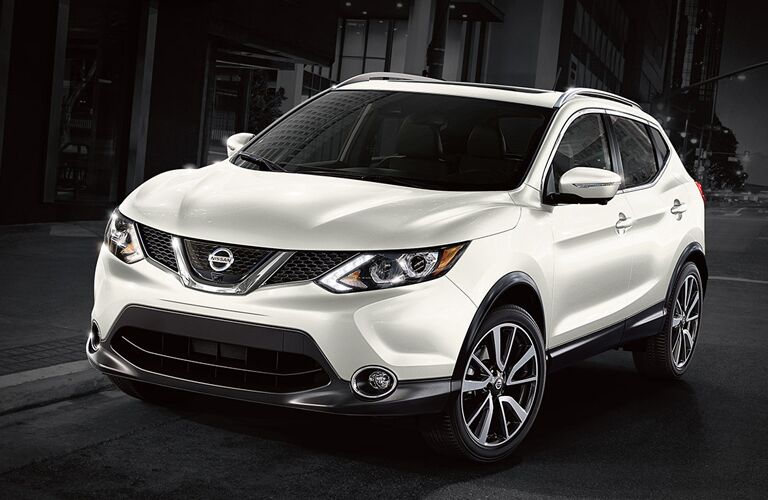 2018 Nissan Rogue Sport in monotone colors in a city