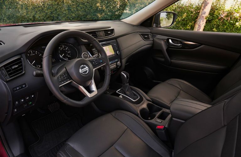 A photo of the driver's cockpit in the 2020 Nissan Rogue.