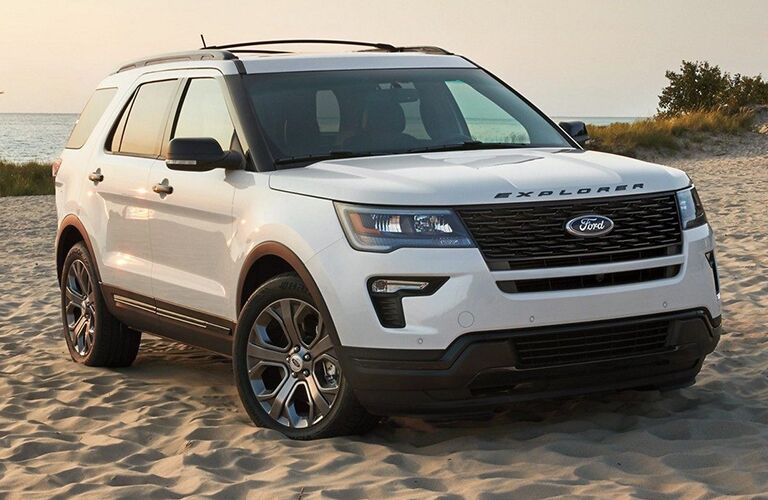 2019 Ford Explorer park