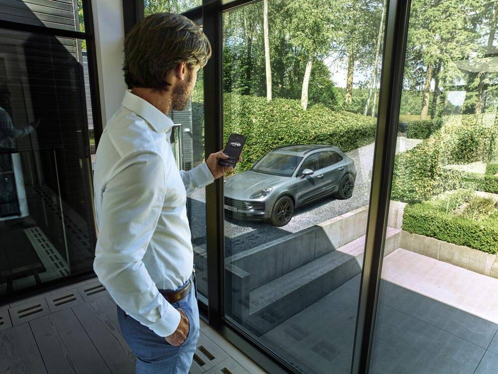 A man using the Porsche App in Bakersfield, CA