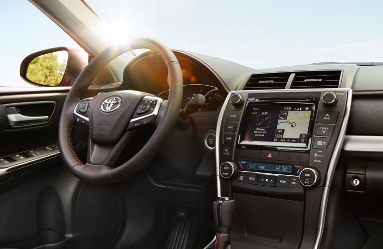 2016 toyota camry hybrid dashboard touchscreen
