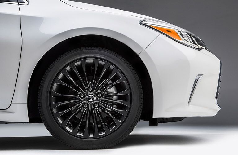 2016 toyota avalon white tires