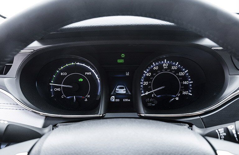 2017 toyota avalon hybrid multi-information display interior