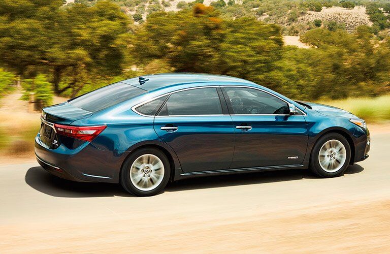 2017 toyota avalon hybrid exterior