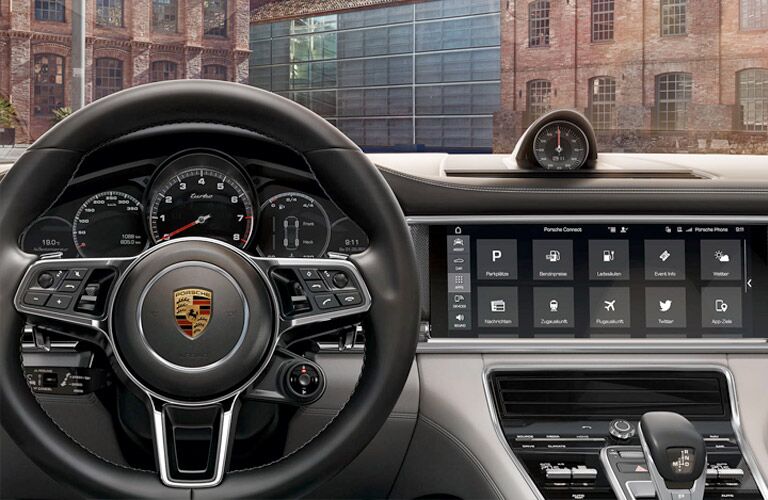 2018 Porsche Panamera steering and dash