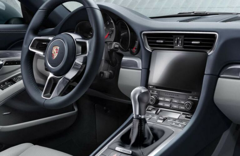 Dash and wheel of 2018 Porsche 911