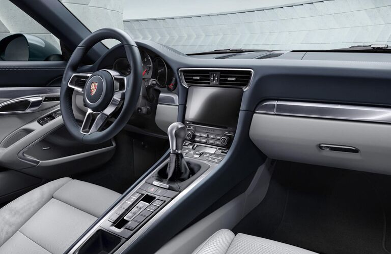2019 Porsche 911 dash and wheel