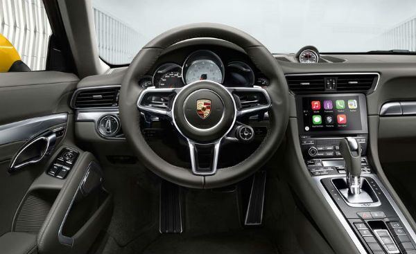 2018 Porsche 911