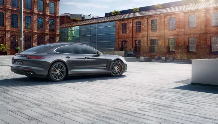 Loeber Porsche has a large inventory of used Porsche vehicles near River Forest, IL