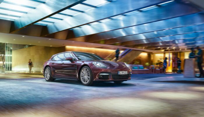 Loeber Porsche near Glenview, IL has a large inventory of pre-owned Porsche vehicles