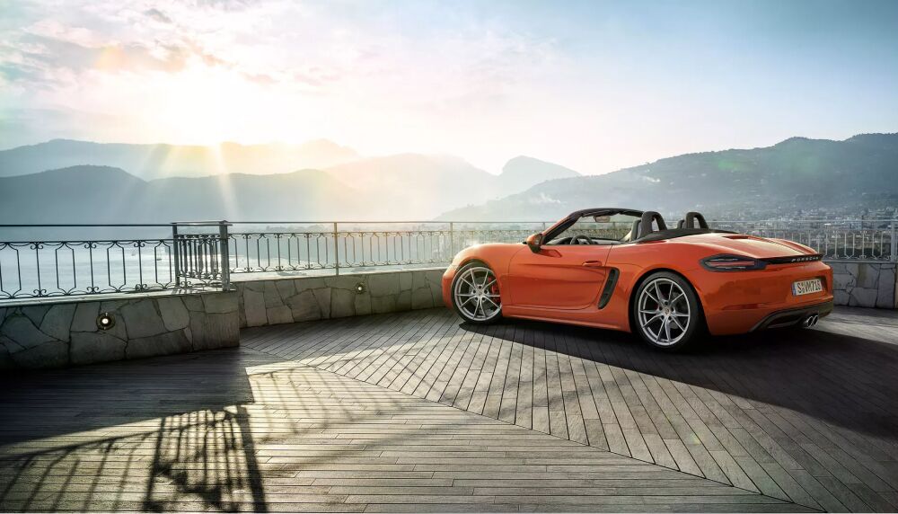 Finance a new Porsche from Loeber Porsche near Lake View, Chicago