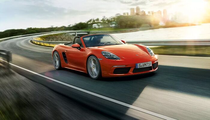 Loeber Porsche has a large inventory of pre-owned Porsche vehicles
