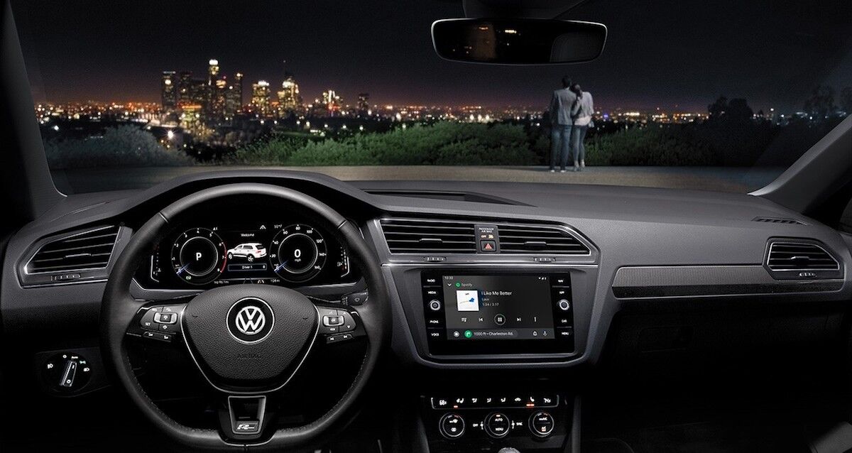 2020 Volkswagen Tiguan technology features