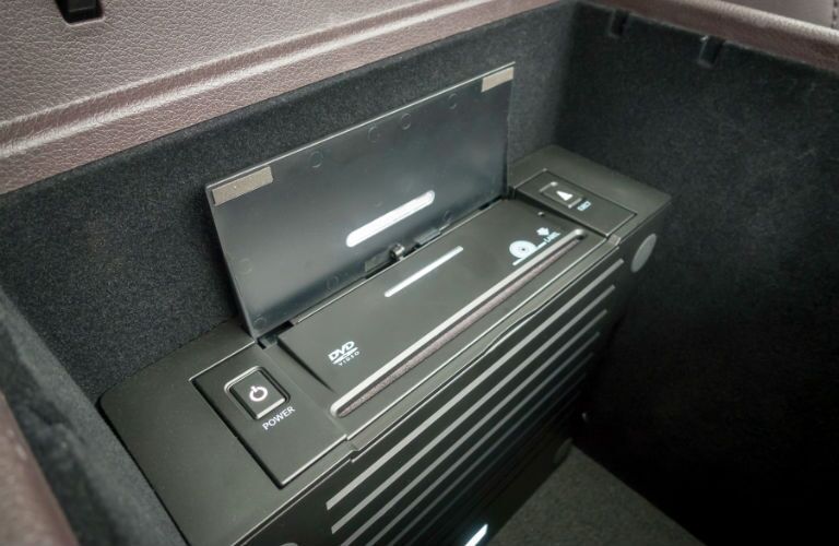 A photo of the DVD player available with the 2019 Kia Sedona.