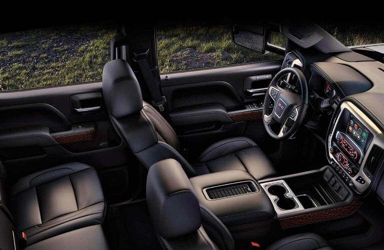 2017 GMC Sierra 3500 Center Console Space