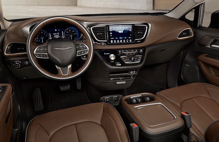 dash of the 2019 chrysler pacifica
