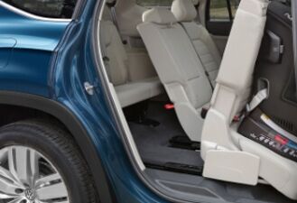 Easy 3rd-row access