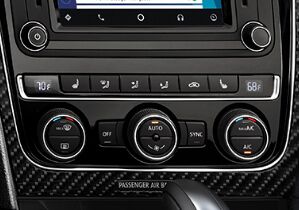 Climatronic® dual-zone automatic climate control