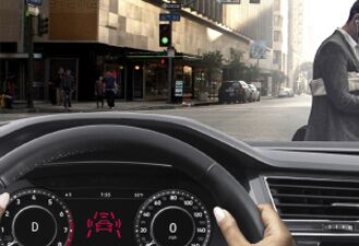 Pedestrian Monitoring (included in Front Assist)