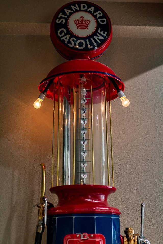 1920 J.G. Doty Standard Gasoline 10 Gallon Visible Gas Pump Red Deer AB