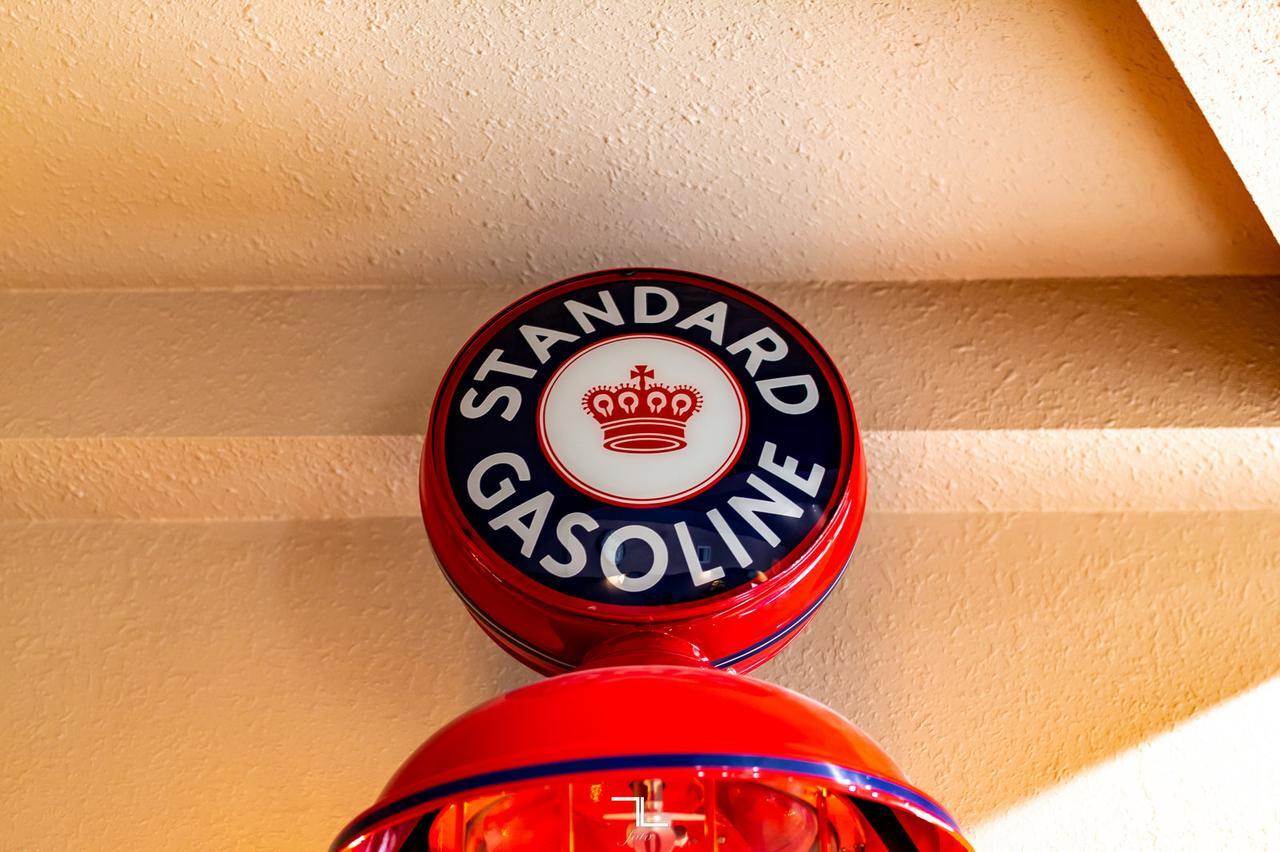 1920 J.G. Doty Standard Gasoline 10 Gallon Visible Gas Pump Red Deer AB