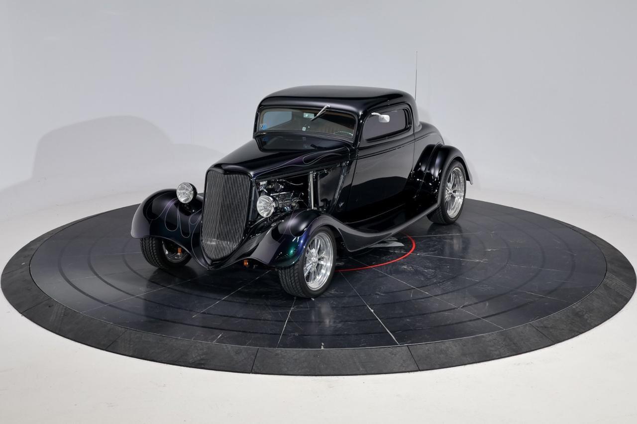1934 Ford 3 Window Coupe