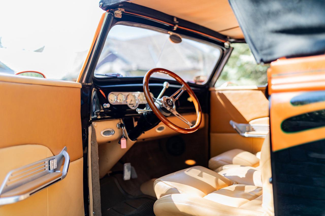 1937 Chevrolet Custom Cabriolet Red Deer AB