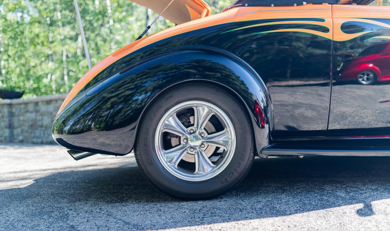 1937 Chevrolet Custom Cabriolet Red Deer AB