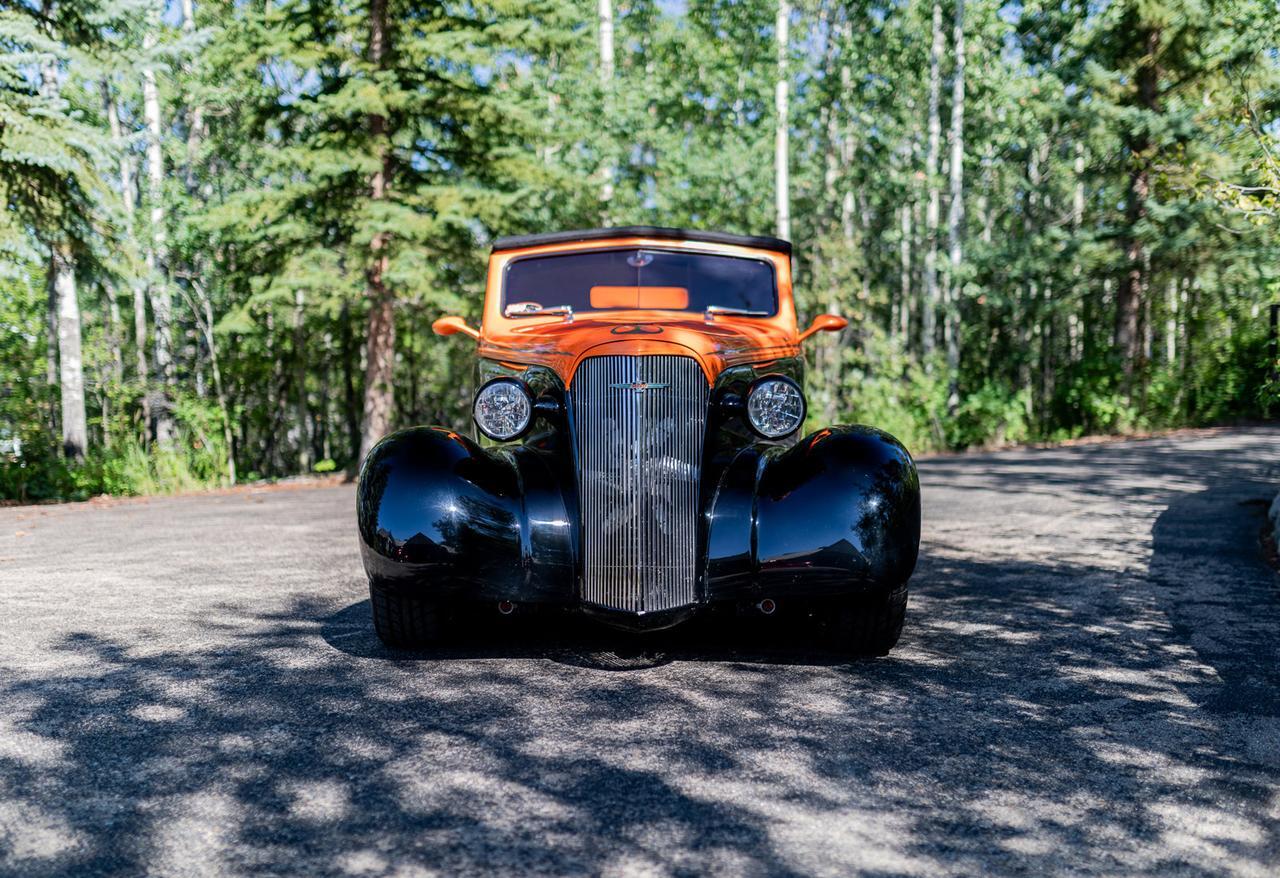 1937 Chevrolet Custom Cabriolet Red Deer AB