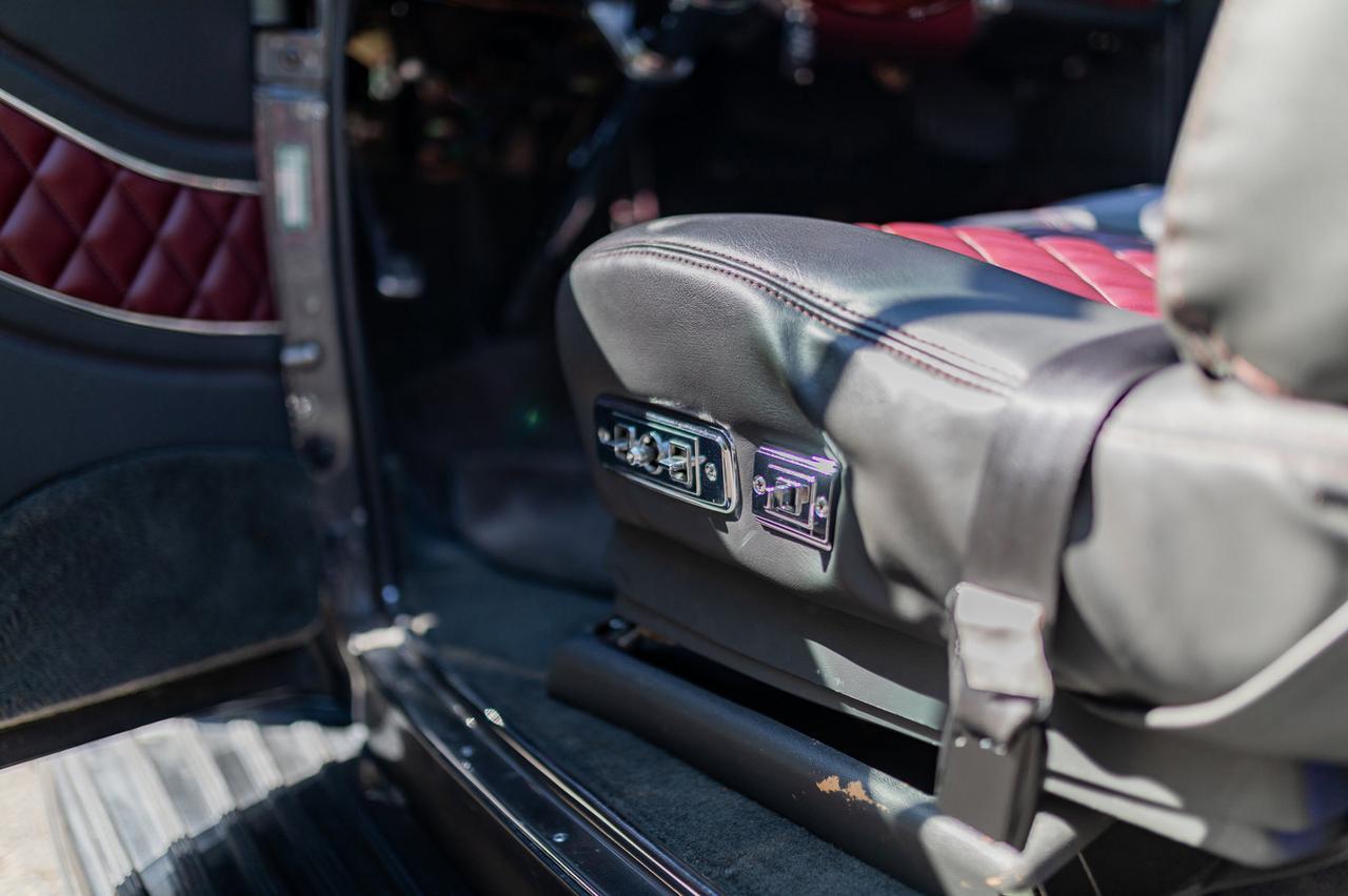 1940 Chevrolet Special Deluxe Cabriolet Custom Red Deer AB